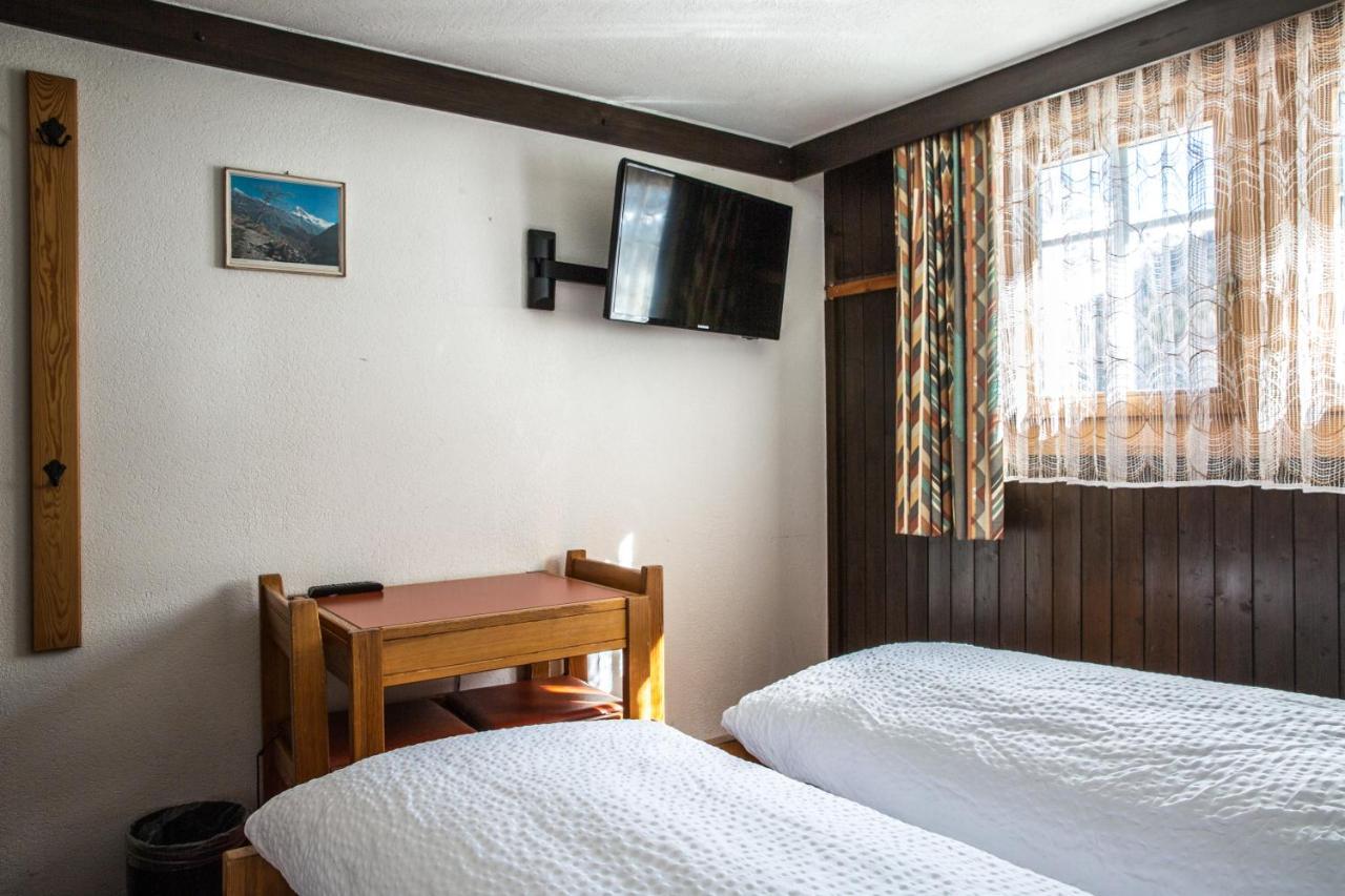 סאס פה Hotel Burgener מראה חיצוני תמונה